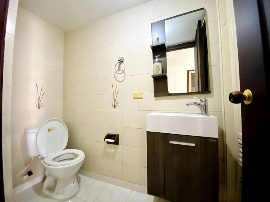 Apartamento Amoblado En Pinares Apartamento Pereira Exterior foto
