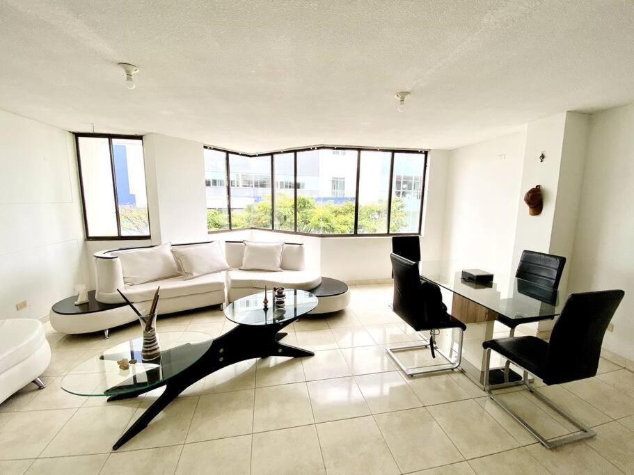 Apartamento Amoblado En Pinares Apartamento Pereira Exterior foto